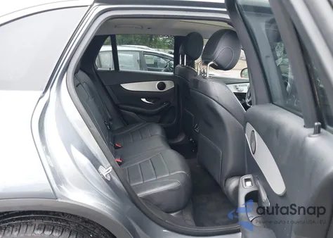 2019 Mercedes-Benz Glc 300 4Matic z USA, uszkodzony, nr VIN WDC0G4KB4K1001631